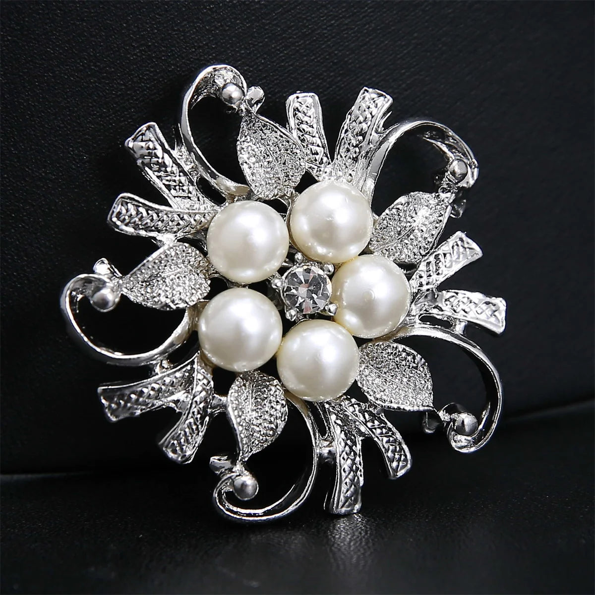 Floral Elegant Deluxe Brooch