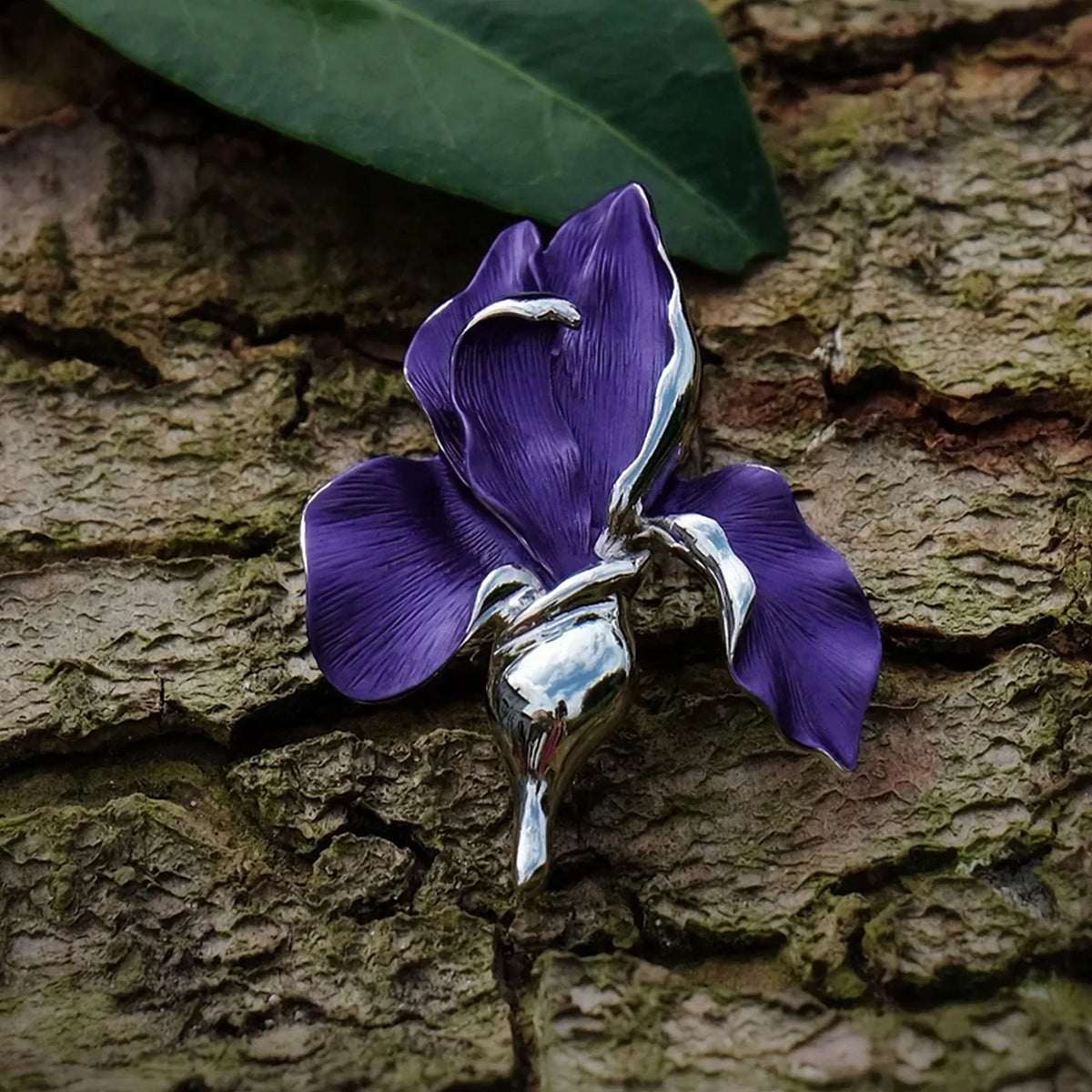 Floral Enamel Classic Brooch