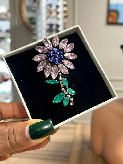 Brooch 5959