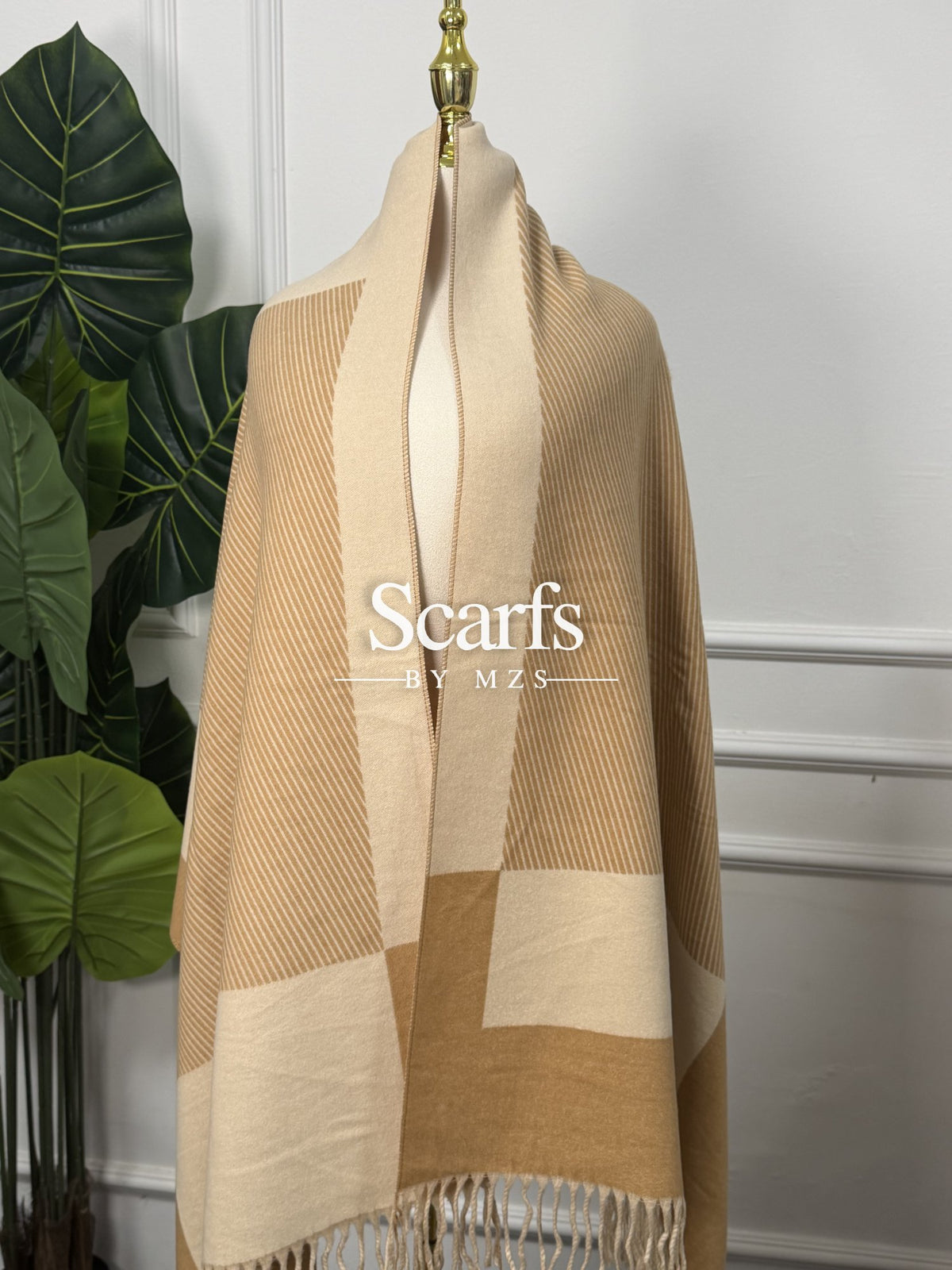 Black & Tan Maze Cashmere Wrap — Scarfs by MZS