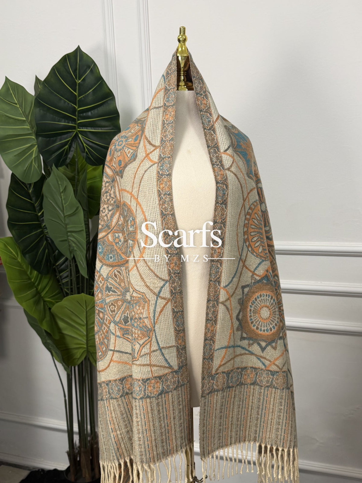 Camel Colour-Block Cashmere Wrap — Scarfs by MZS