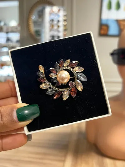 Brooch 5974